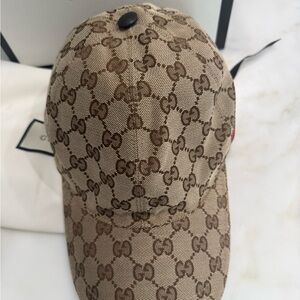 Gucci canvas baseball hat with Web